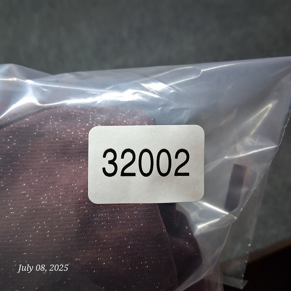 Athleta Speedlight Glow Top Women Size Small Burgundy Ruched Thumb Holes - Picture 6 of 6